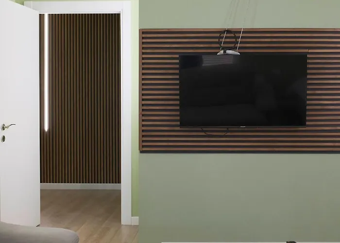 Studio Apartment Lake View 2