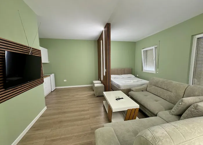 Studio Apartment Lake View 2